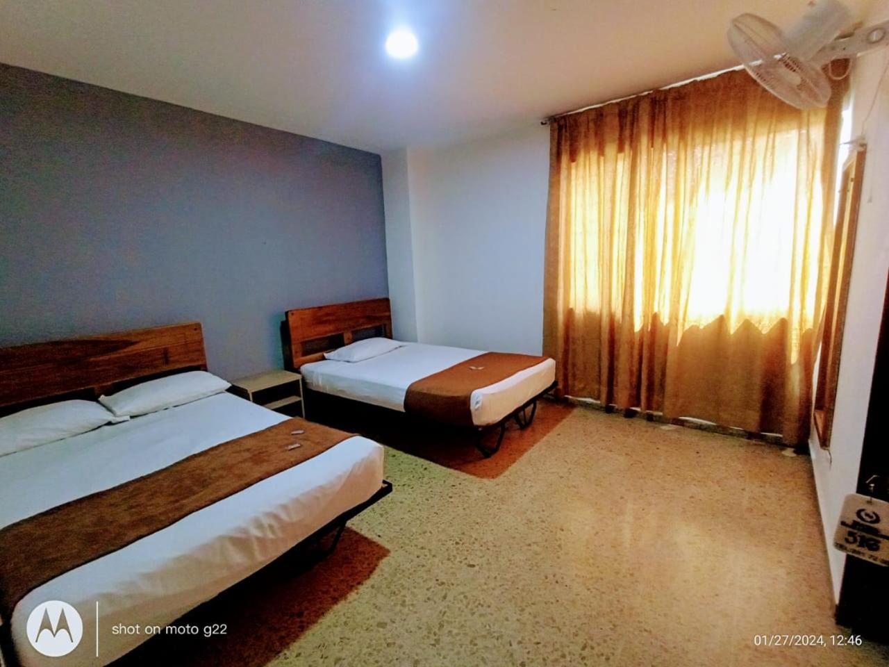 Hotel Medellin Kapital Экстерьер фото